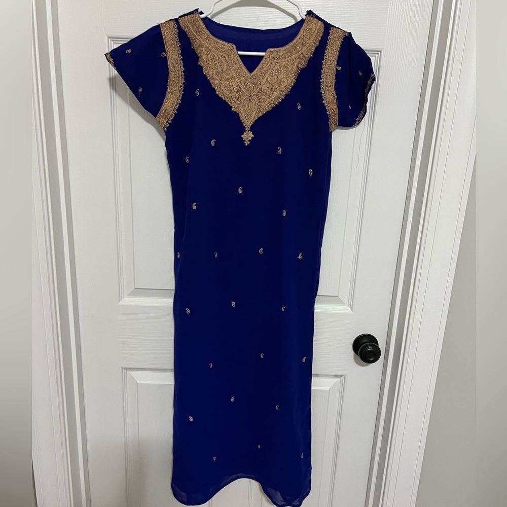 Indian dress medium